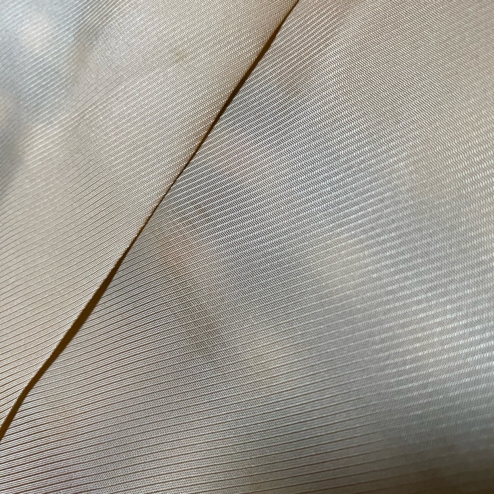 Authentic Burberry Vest - Picture 4 of 10